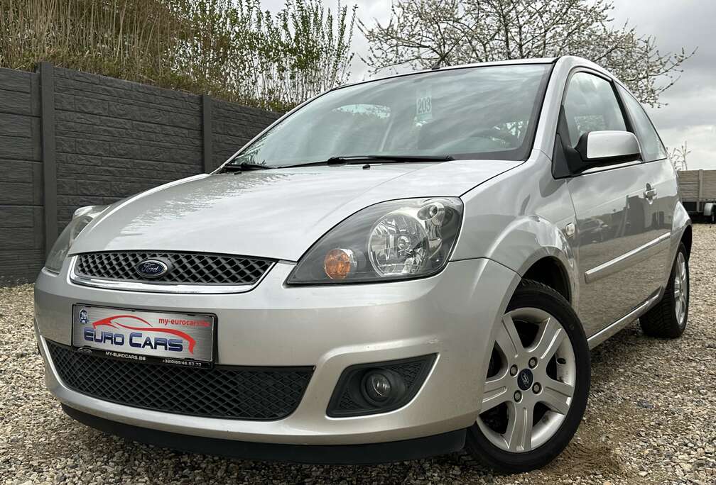 Ford 1.3i Ambiente AIRCO/BLUETOOTH/GPS/GARANTIE 12 MOIS