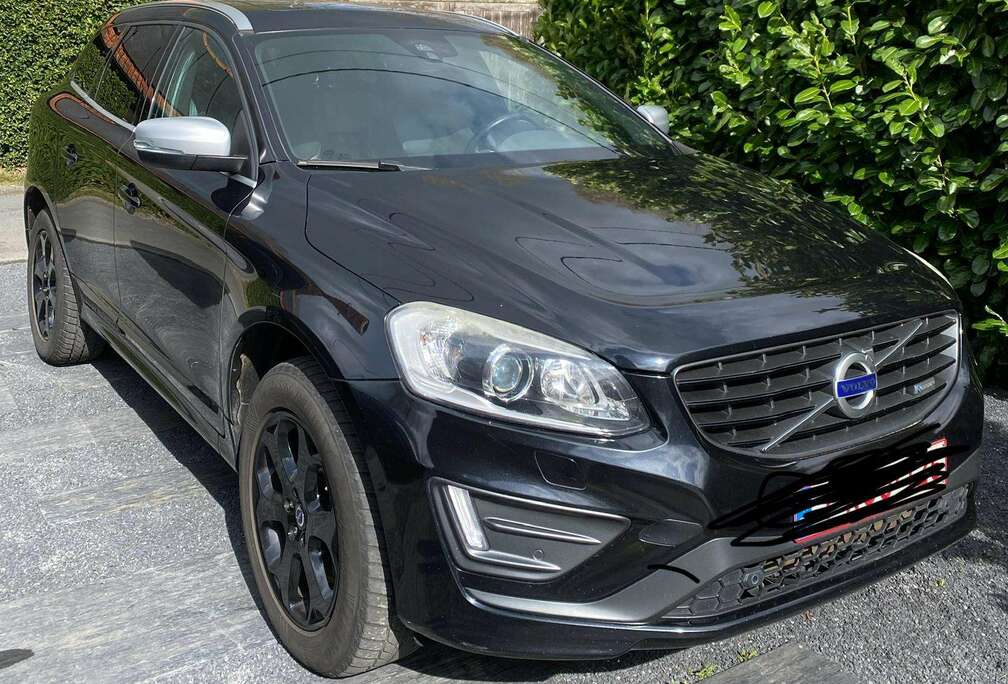 Volvo XC60 2.0 D4 Momentum R-Design Geartronic