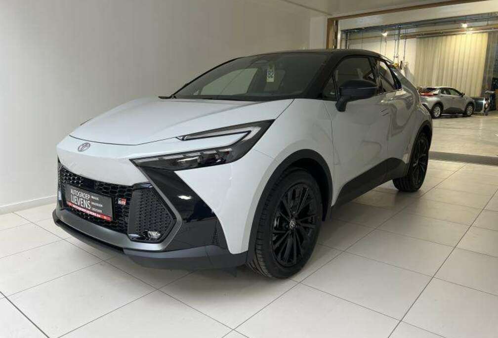 Toyota GR SPORT PHEV 2.0HYB