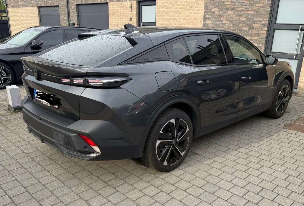 Peugeot PureTech 130 EAT8 Allure Pack