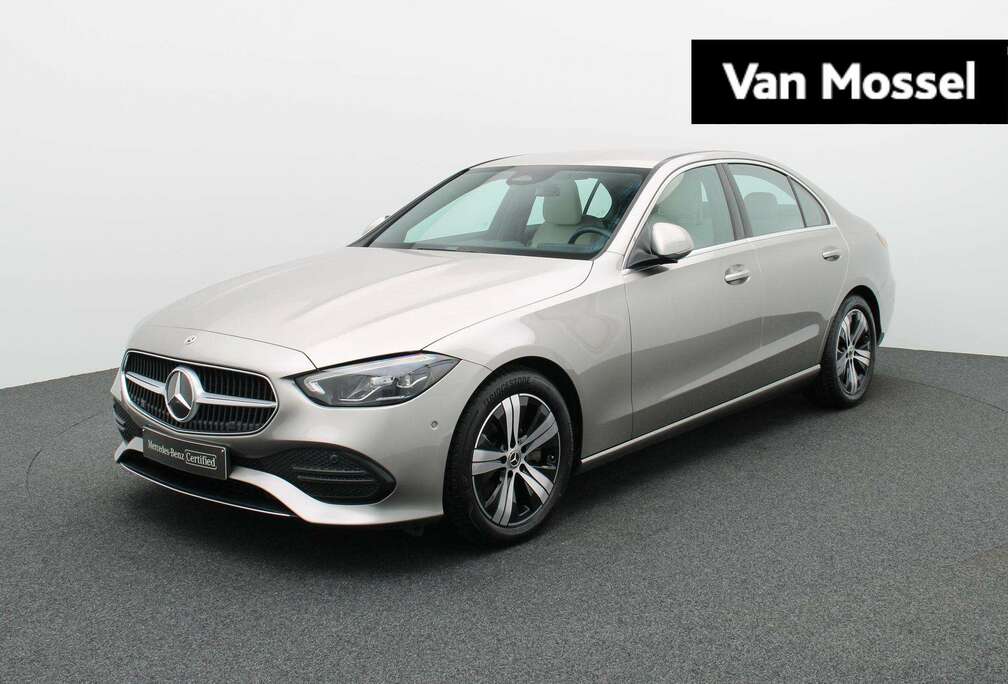Mercedes-Benz d Luxury Line sedan + LEDER + CARPLAY + TREKHAAK +