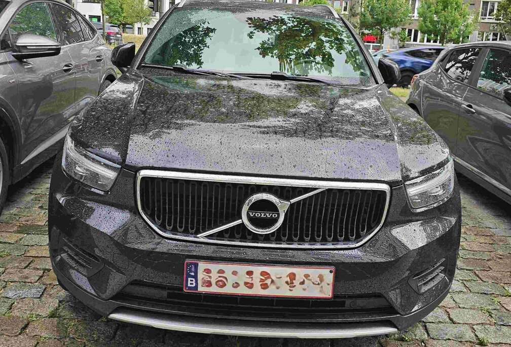 Volvo XC40 D3 AWD Geartronic Momentum Pro