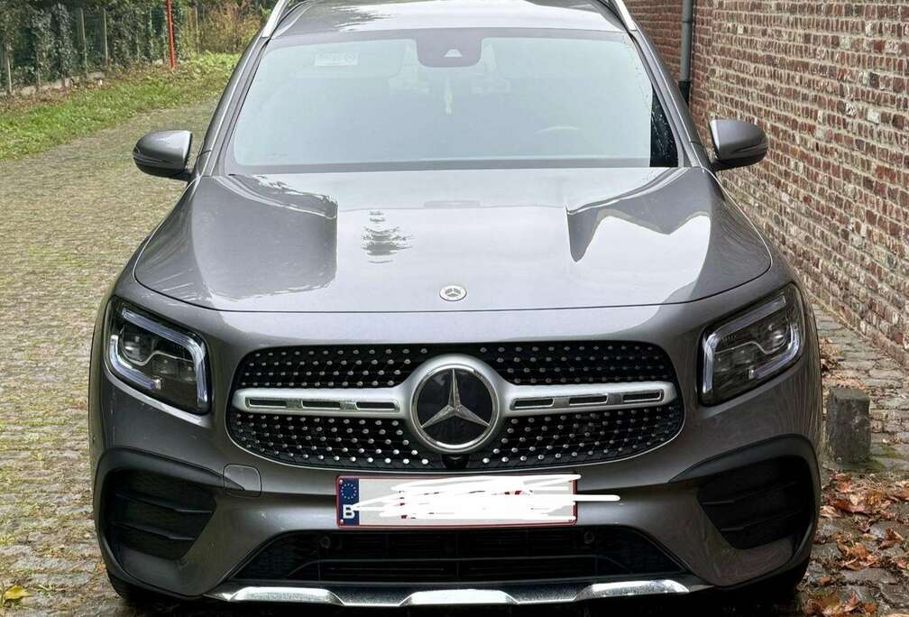 Mercedes-Benz GLB 180 AMG Line