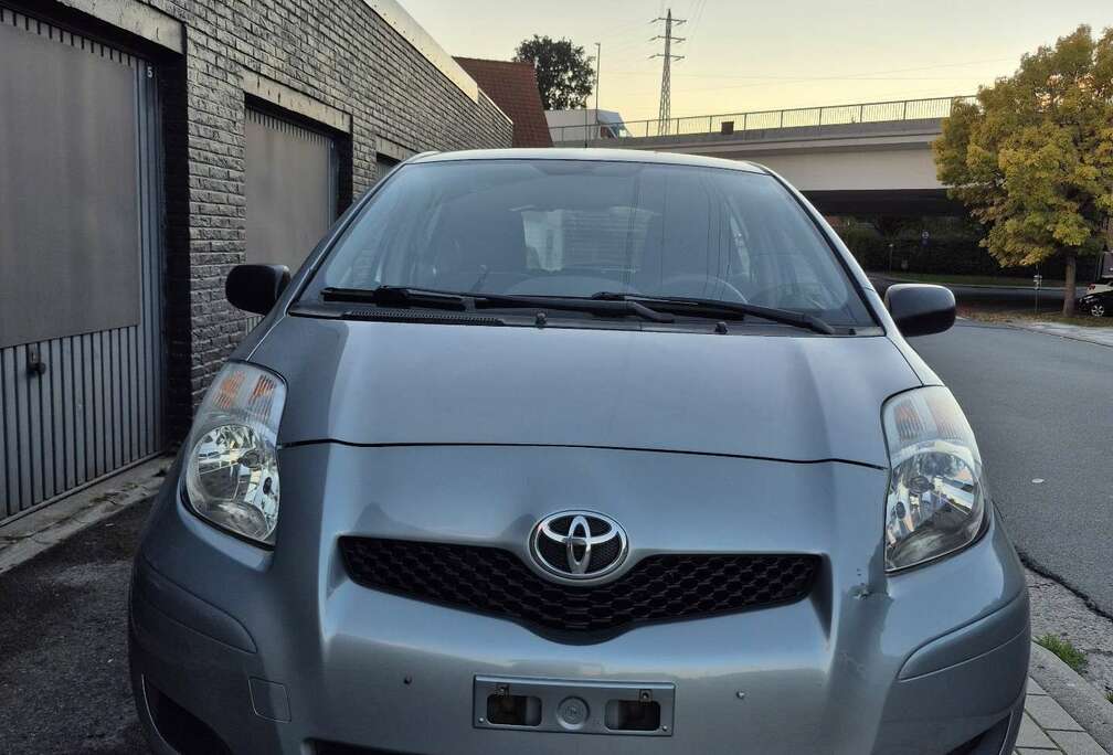 Toyota 1.0 VVT-i Cool