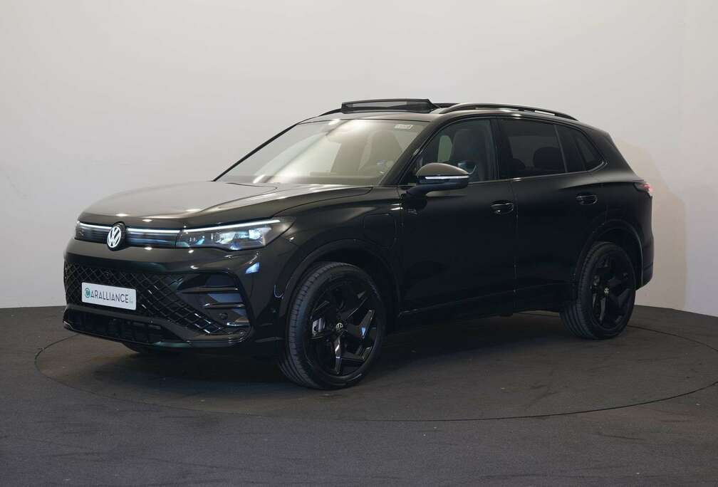 Volkswagen R-Line 1.5 eHybrid PHEVPanoBlackStyleLED+ATREasyOpen