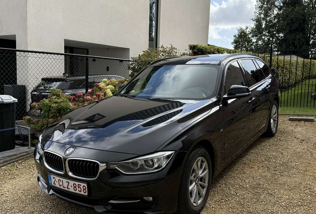 BMW 316i Touring Sport Line