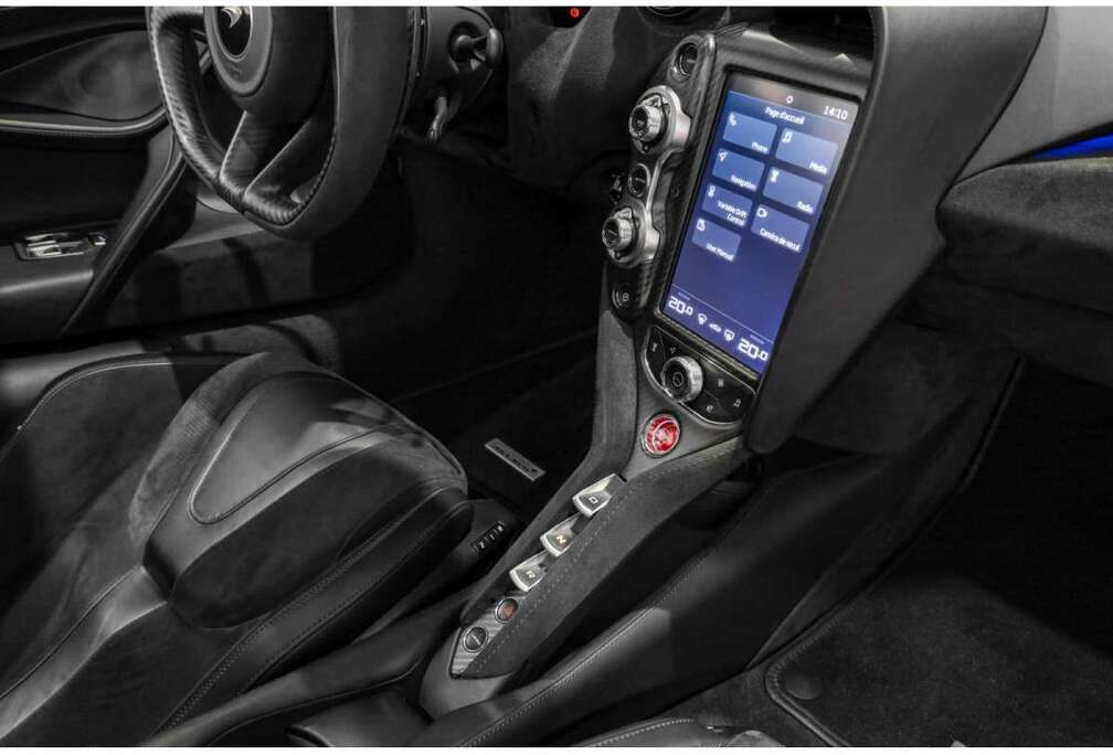 McLaren PERFORMANCE COUPÉ AZORES ORANGE - ELITE PAINT