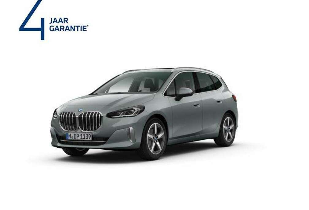 BMW 220i Luxury Line