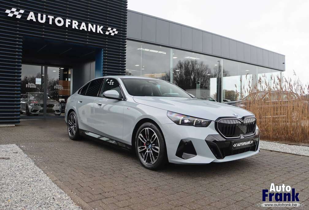 BMW 40 / 4X4 / SPORT-PRO / MEMO / INTGR STR / 360CAM