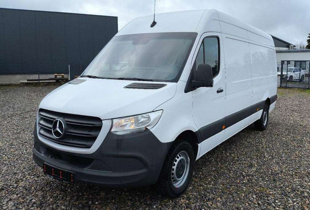 Mercedes-Benz 317 2.0 CDI L3H2 RWD Functional (EU6d)
