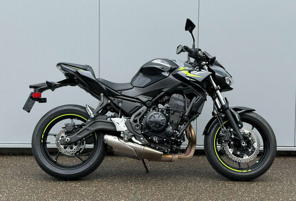 / ABS / Topstaat! / 3070km -- 2025