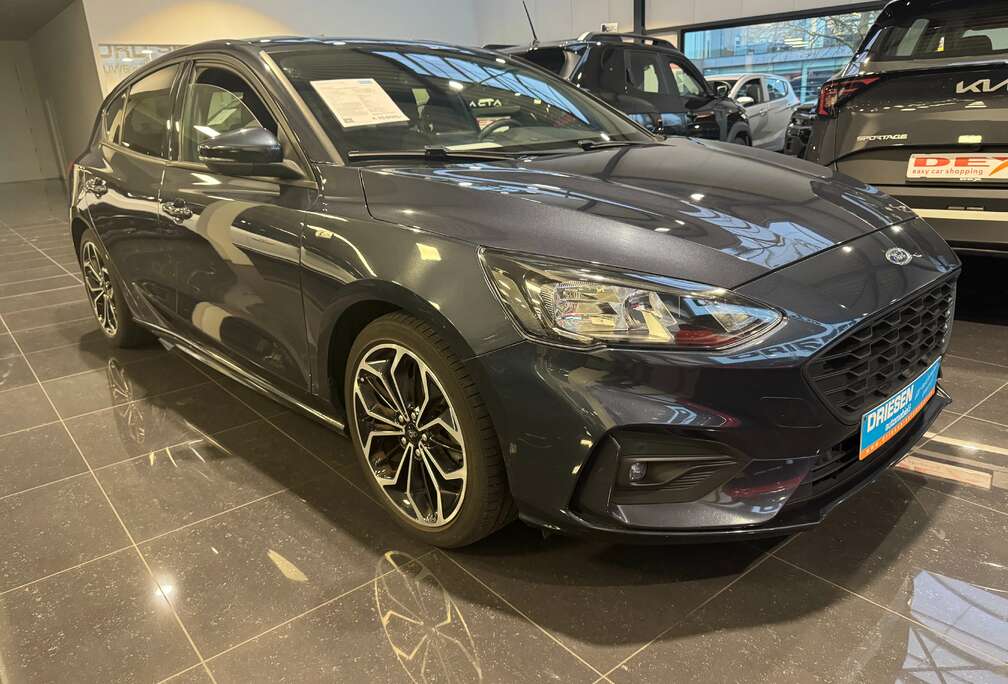 Ford Focus 1.0 EcoBoost Automaat. ST-LINE/Navigatie/1j