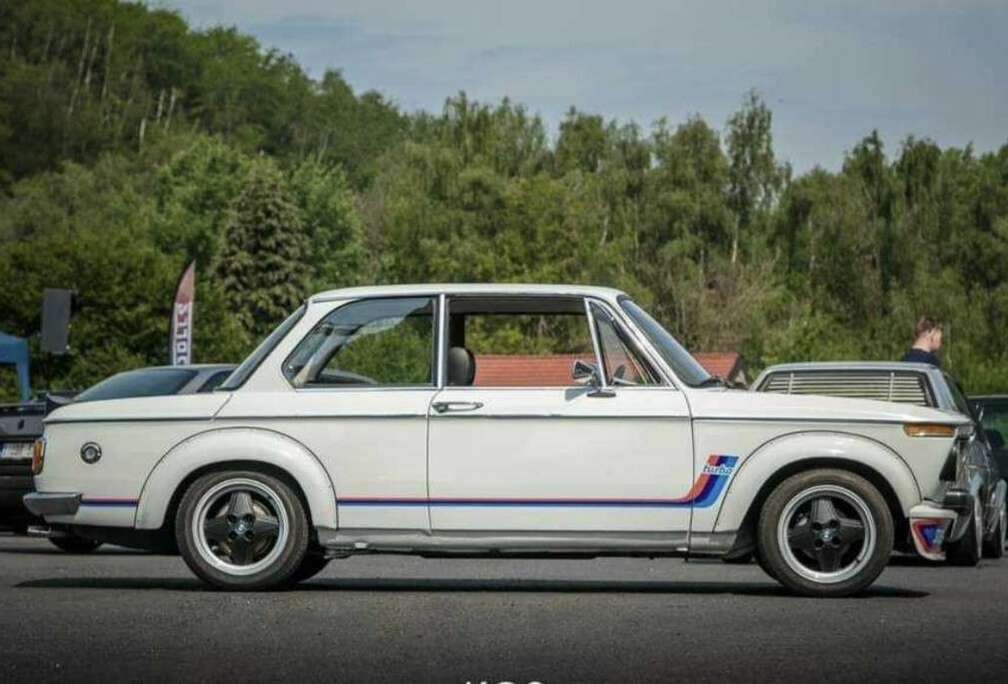 BMW 2002 Turbo look