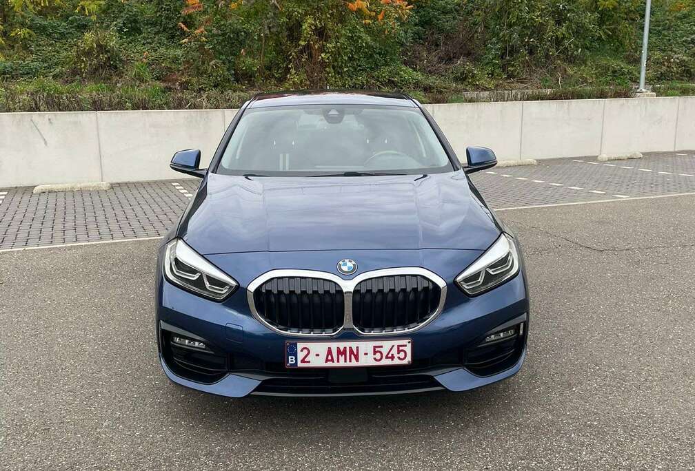 BMW 118i Pack Sport Sièges chauffants Carplay LED