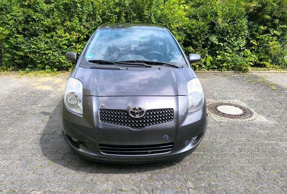 Toyota 1.3i VVT-i 16v Connected