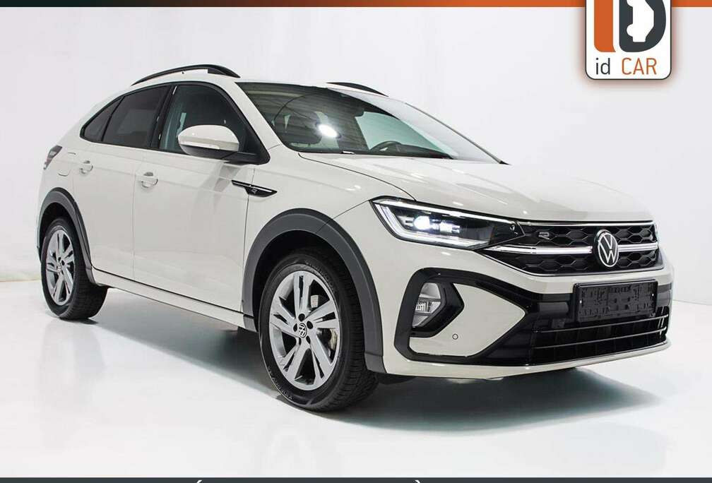 Volkswagen 1.0 TSI 110 DSG R-LINE LED ACC CARPLAY RADAR JA17