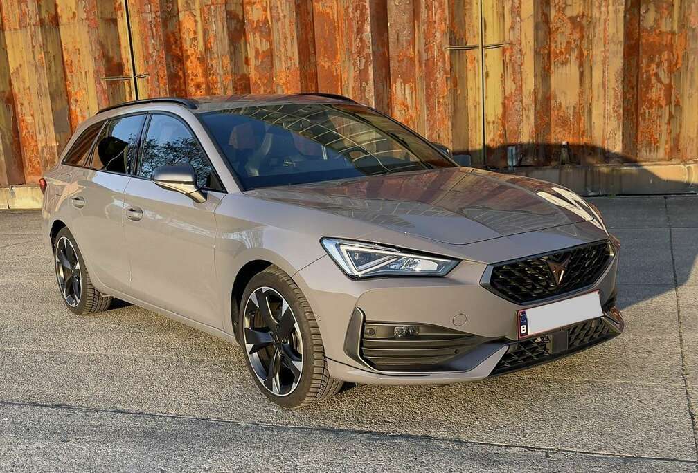 ST 1.5 eTSI MHEV 110KW (150CV) DSG - Graphene Grey