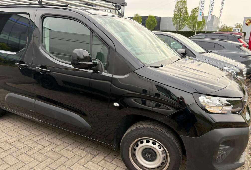 Citroen 1.5 BlueHDi M Light Club S/S (6.2)