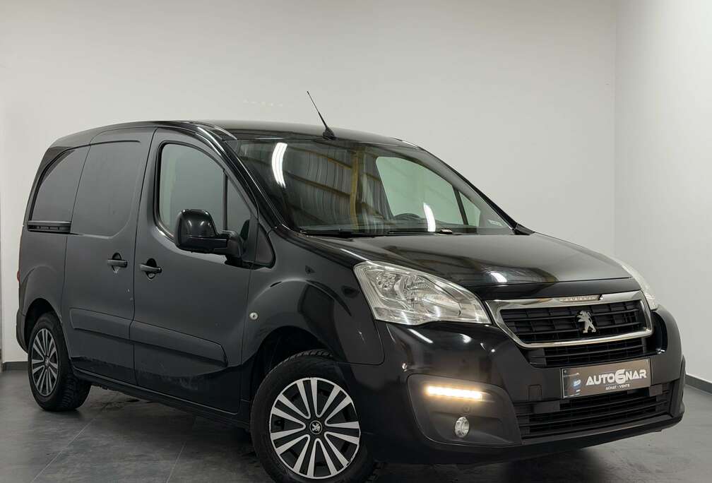 Peugeot 1.6 BlueHDi L1H1 Navi - CarPlay - Camera - EU6b