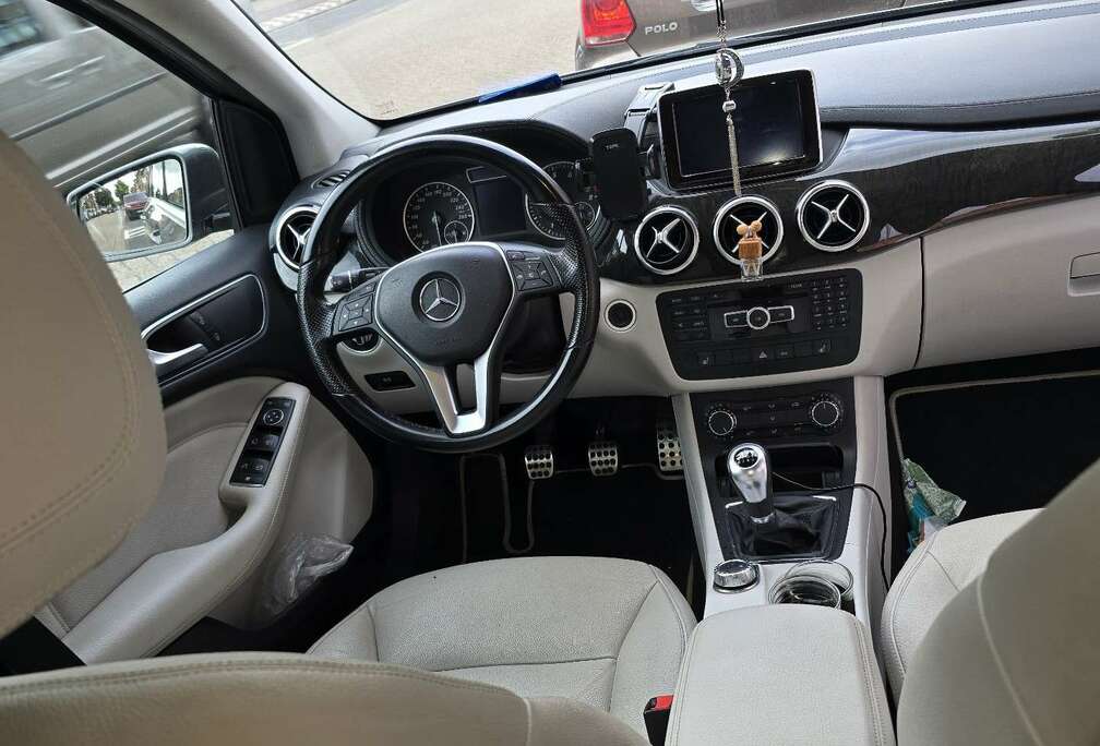 Mercedes-Benz BE
