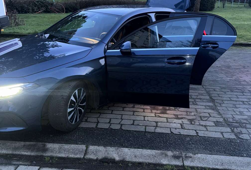 Mercedes-Benz d Business Solution