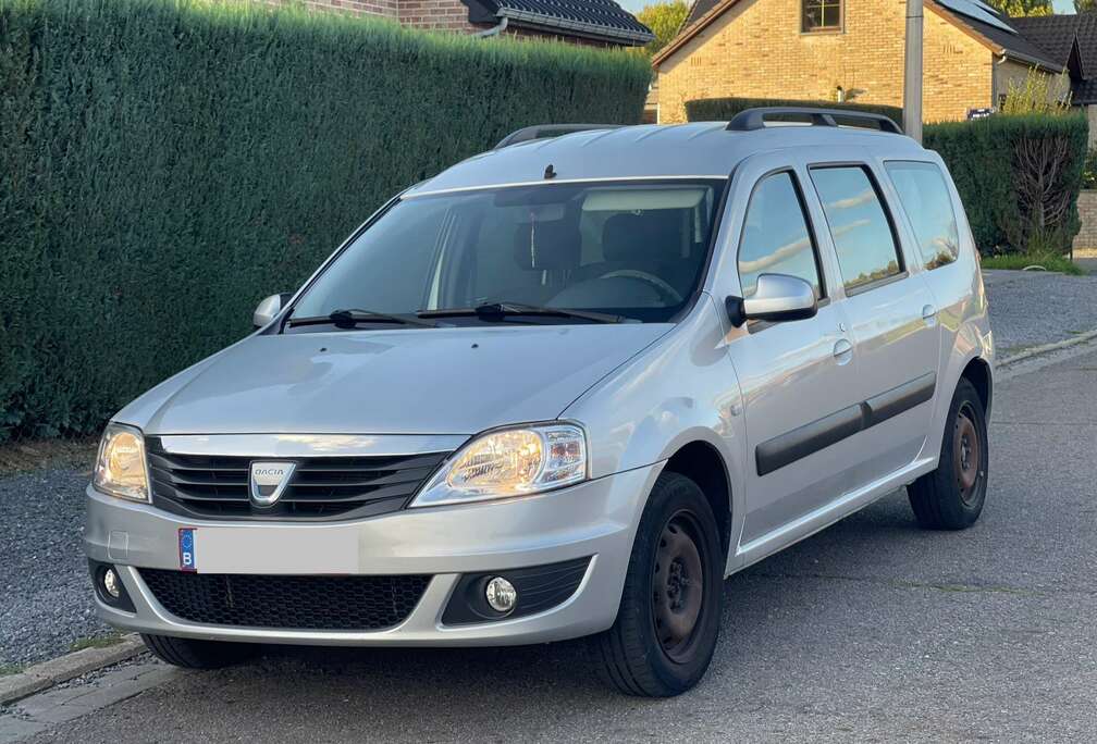 Dacia Dacia Logan 1.6 Essence – 2010 – 80 000 km