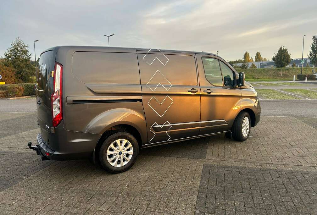 Ford 2.0 TDCi L1H1 mHEV Limited S/S (EU6.2)