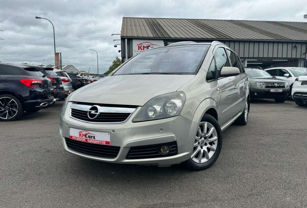 Opel 1.9 DT CDTi/ 7 PLACES /TOIT PANORAMIQUE/NAVIGATION