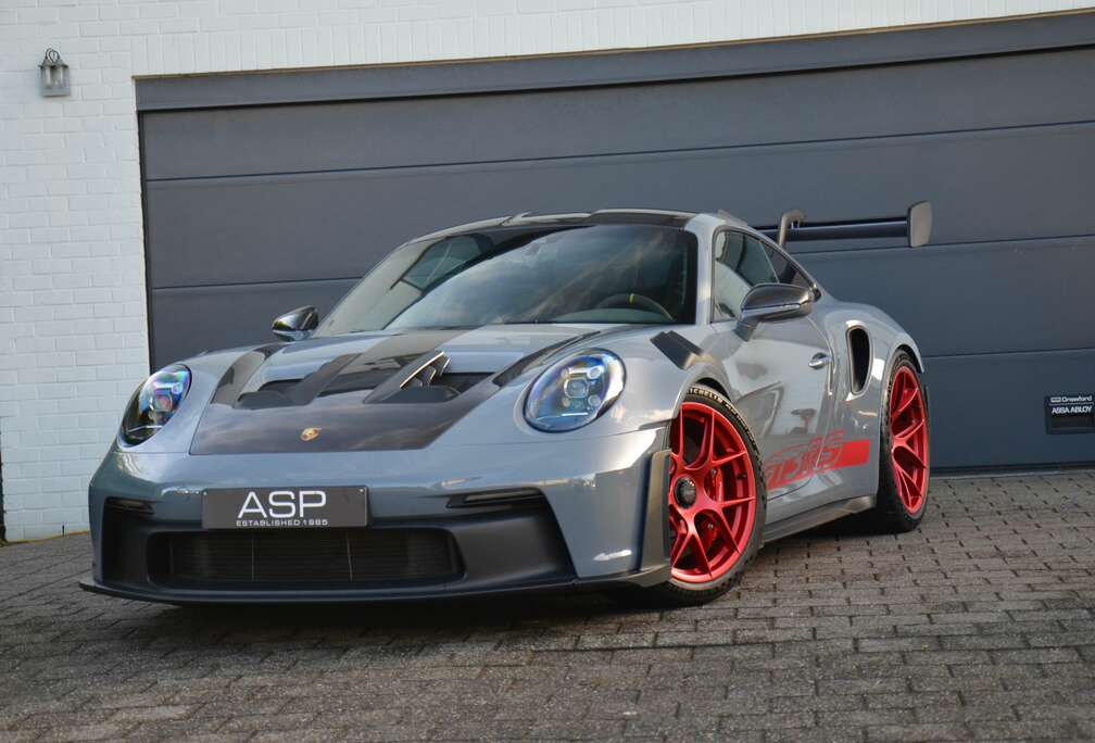 Porsche -992 4.0 GT3 RS \