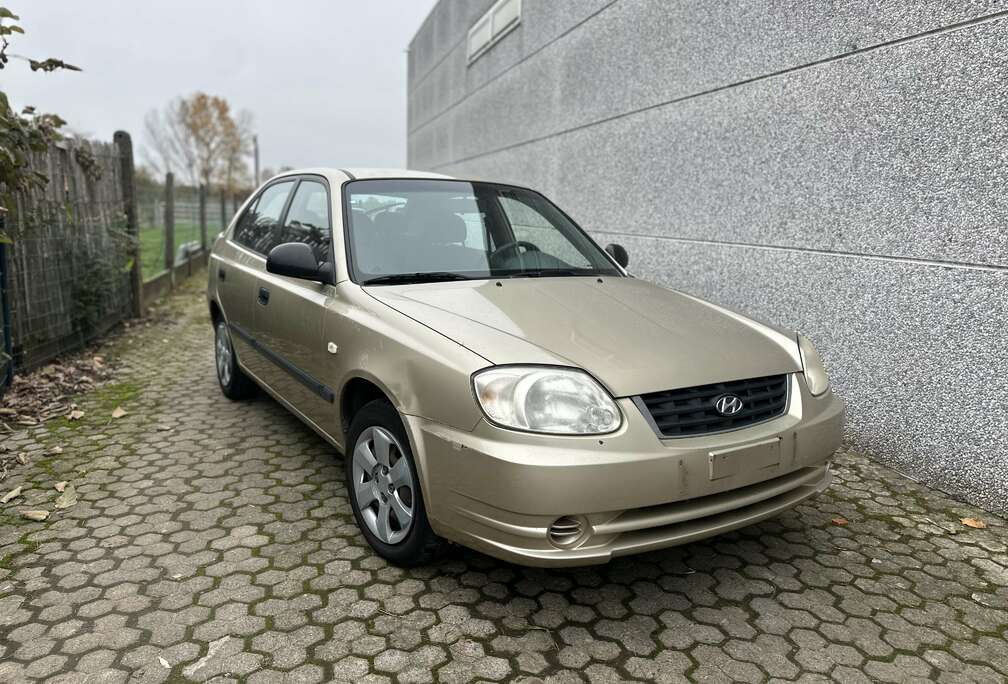 Hyundai 1.3i // Automaat // 77000km //