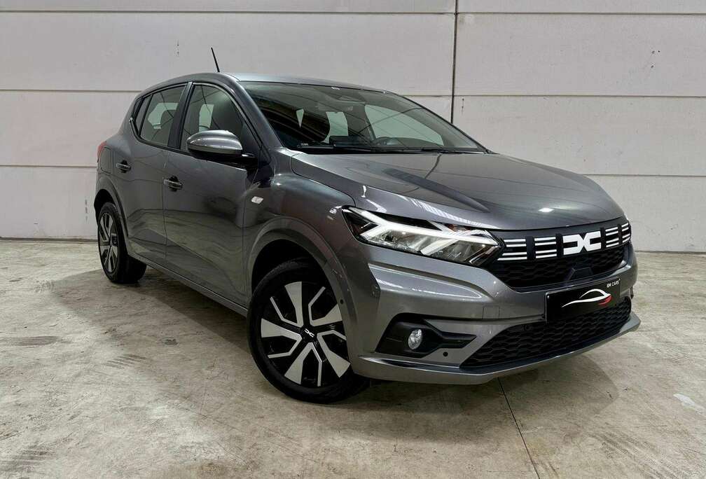 Dacia 1.0*CVT*Automatic*NEW*1Owner*CarPlay*LED*Clim*Navi