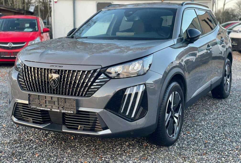 Peugeot 1.5 BOITE AUTOMATIQUE FULL OPTION