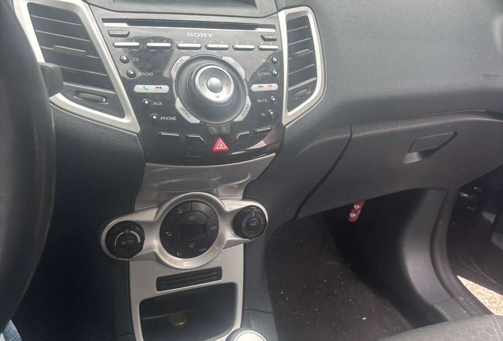 Ford Fiesta 1.6 TDCi Titanium DPF