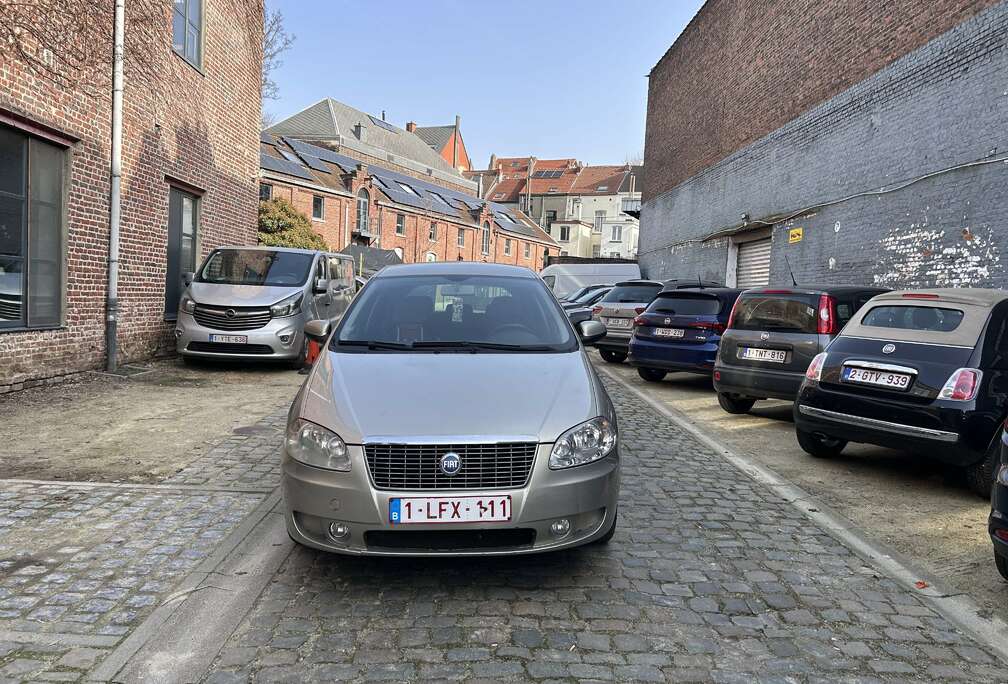 Fiat 2.2i 16v MPI Emotion