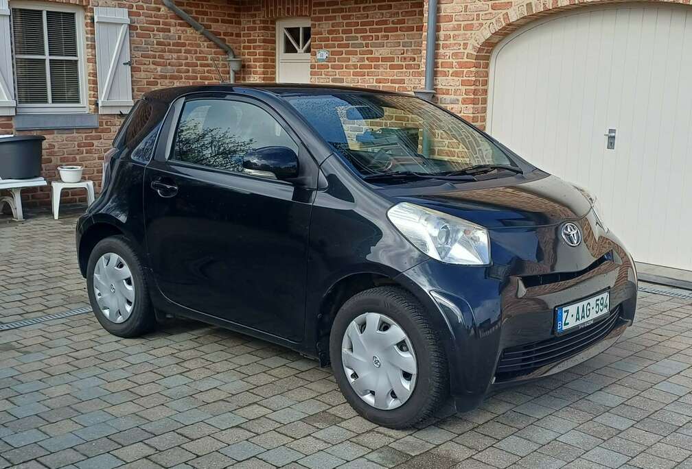 Toyota iQ 1.0i ** GARANTIE ** PRETE A IMMATRICULER **