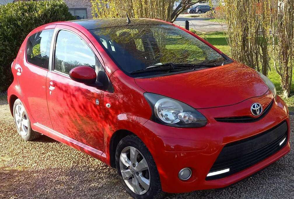Toyota Aygo 1.0i Color Edition