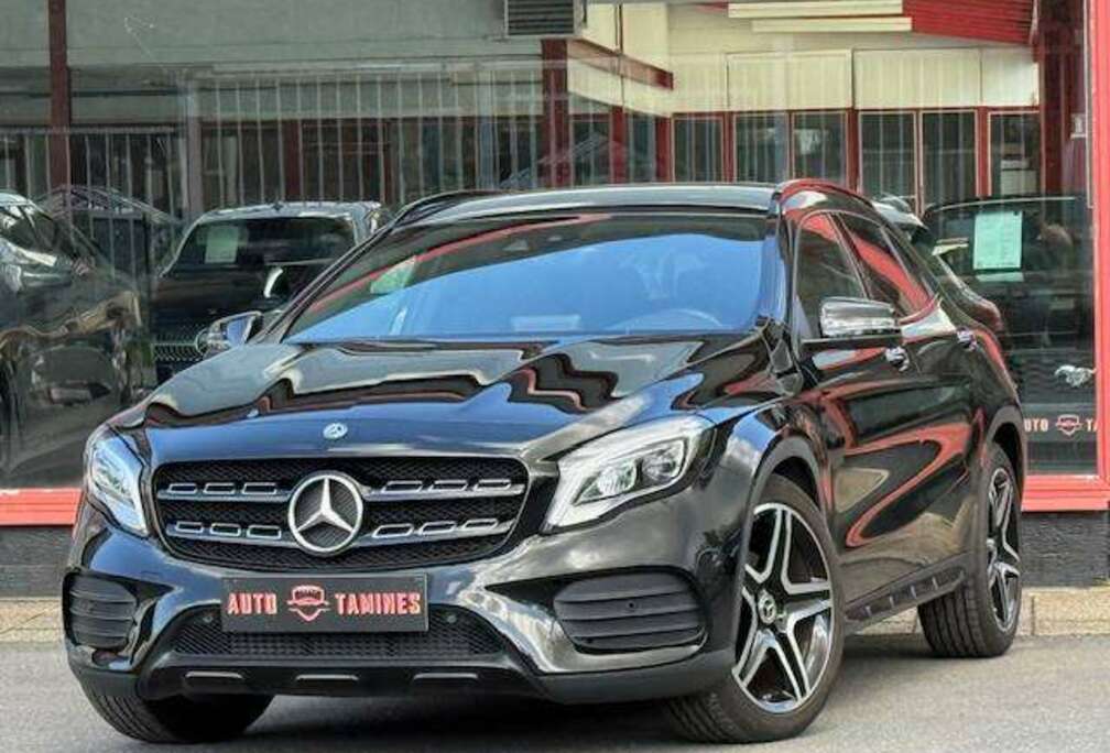 Mercedes-Benz GLA 180 AMG Line / 32.500 Km / Camera / Full LEd