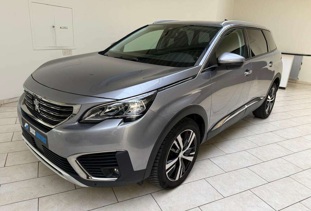 Peugeot 5008 1.2 Active // AUTOMAAT