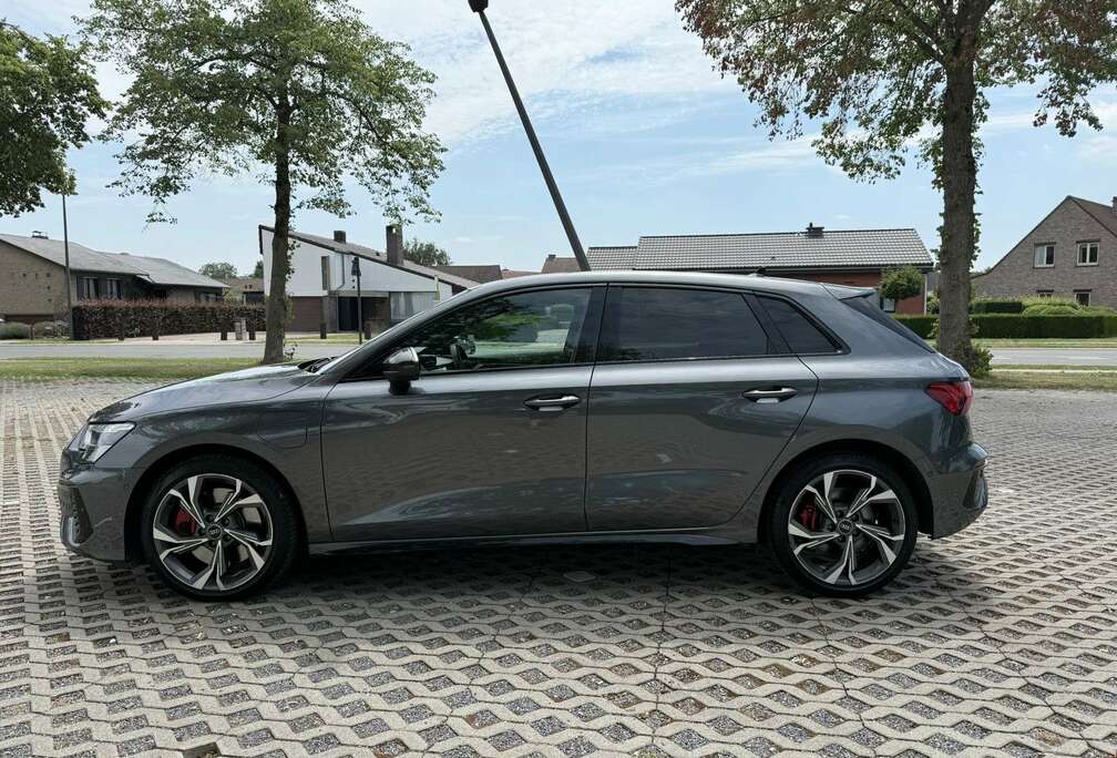 Audi A3 45 TFSIe Sportback S tronic S line