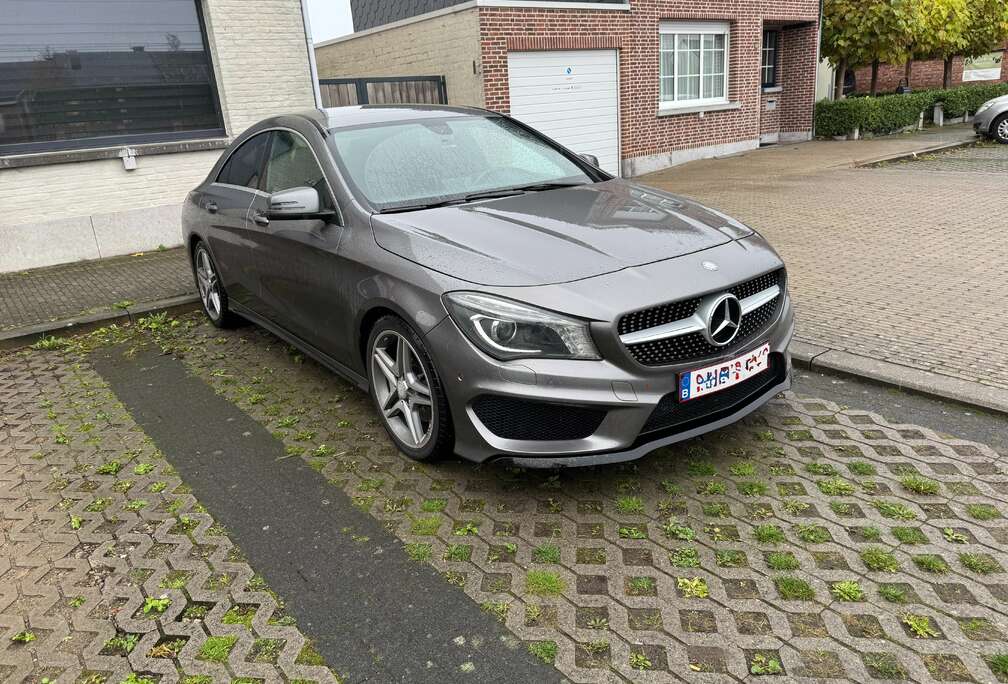 Mercedes-Benz CLA 220 CDI 7G-DCT AMG Line
