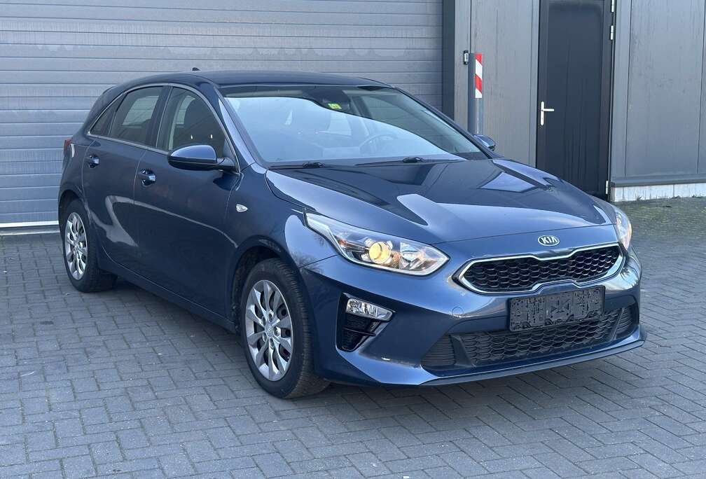Kia Ceed 1.0 T-GDi Must ISG