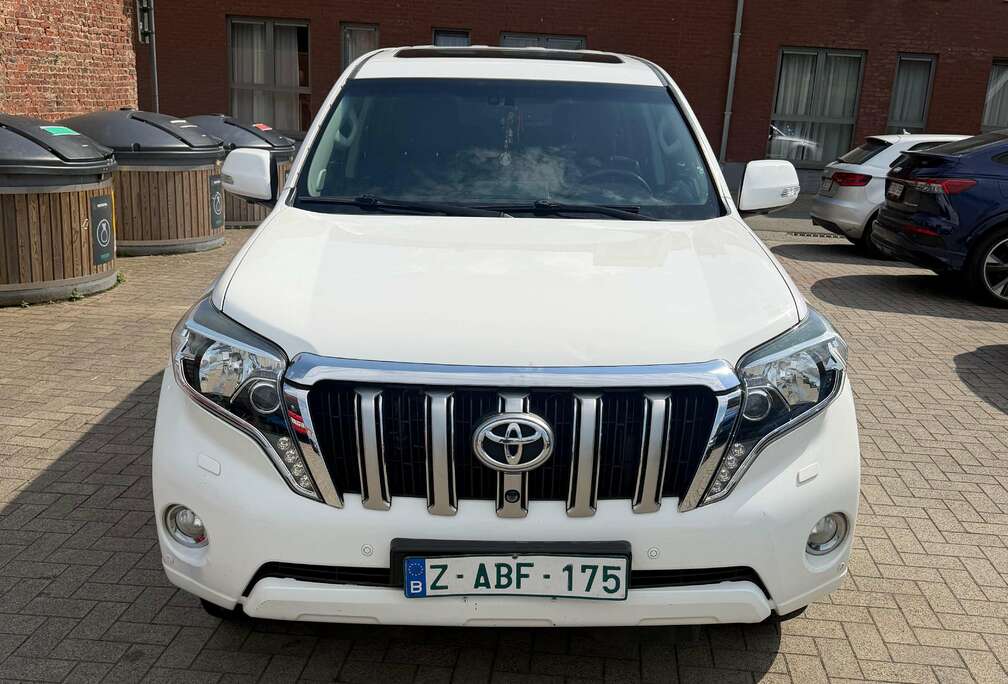 Toyota Land Cruiser 3.0 D-4D Premium