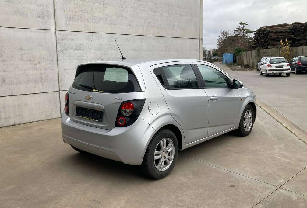 Chevrolet 1.4 benzine 11/2013 alleen 53000km1STE EIGENAAR*LEZ OK*EURO 5*AIRCO*5 DEUR*GARANTIE*