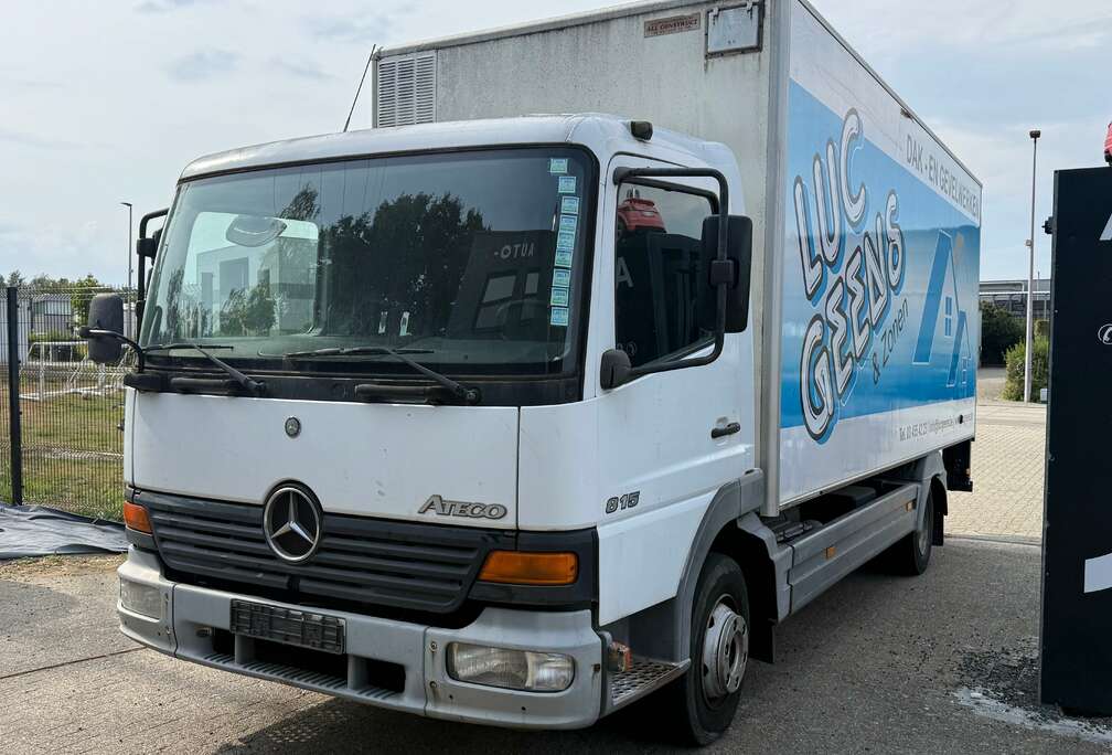 Mercedes-Benz 815 Vrachtwagen - Laadklep 2004!