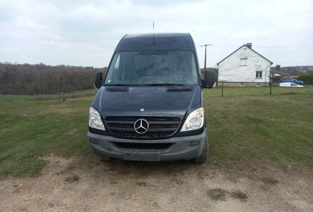 Mercedes-Benz 316 2.1 CDI A4H2