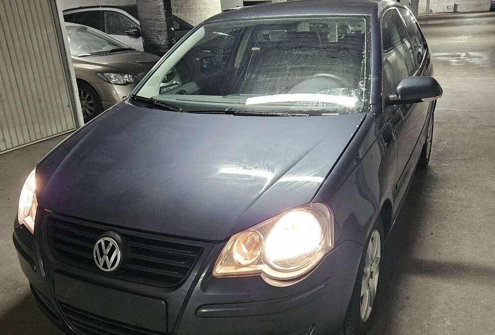 Volkswagen Volkswagen Polo 1.2i Série On Tour - Contrôle Tech