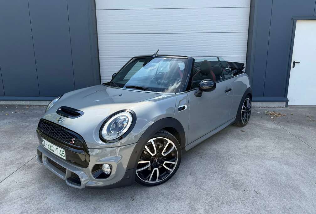 MINI Mini Cabriolet 2.0AS Cooper S JCW
