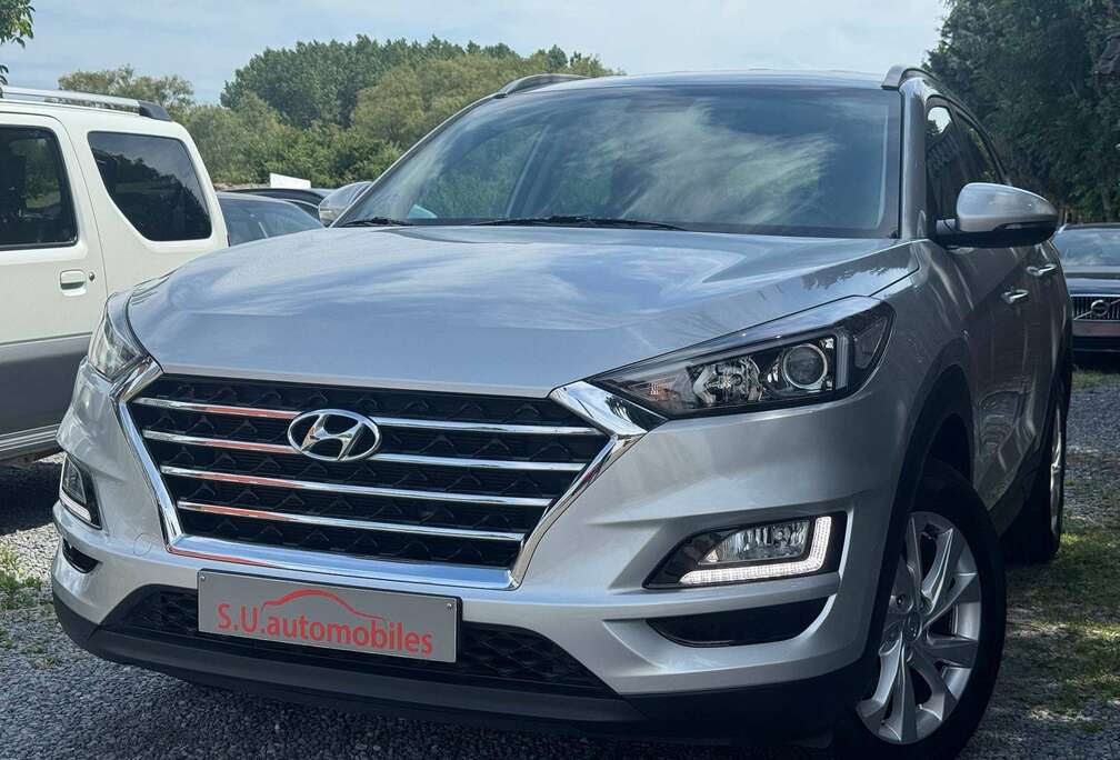 Hyundai 1.6 GDi Feel Navi/ Camera/ Clim Dig/S. Chauff GAR 12Mois