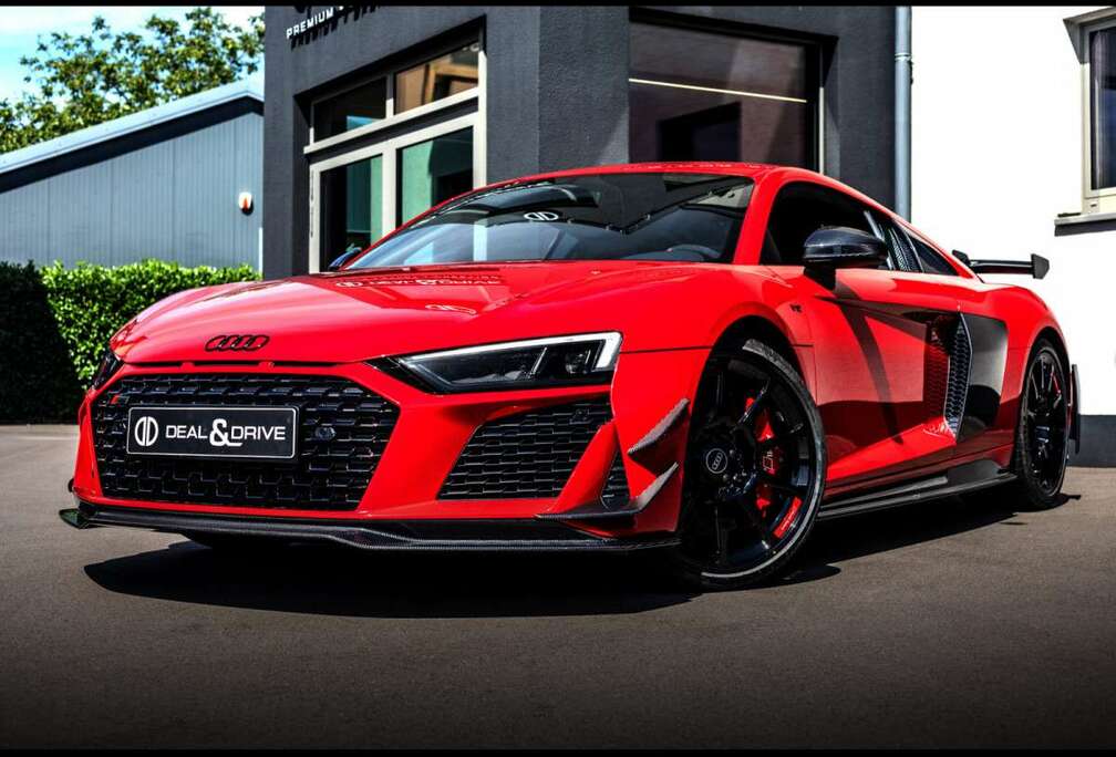 Audi V10 GT RWD S-TRONIC°1/333°TANGO RED°WARRANTY 03/28