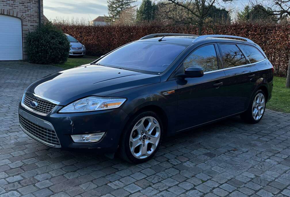 Ford 2.0i Titanium